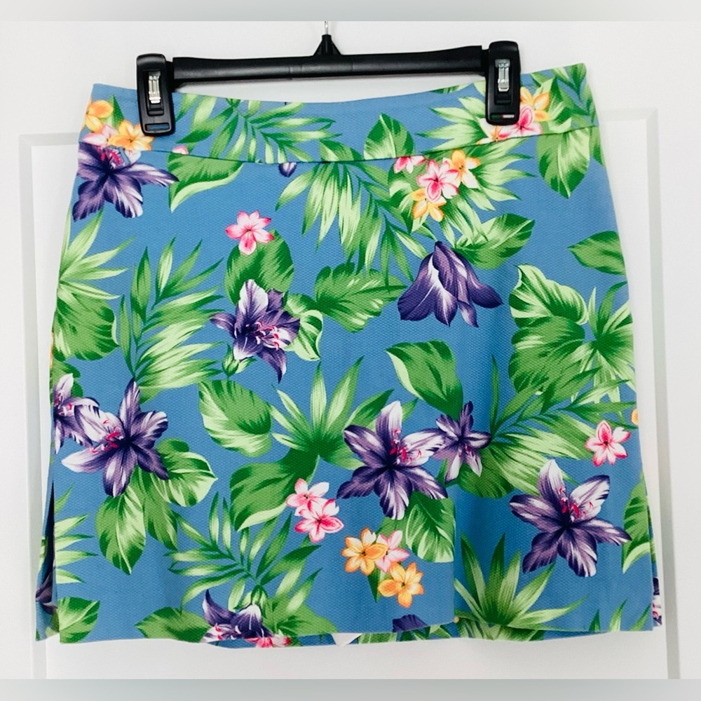 EUC Izod C-Flex Women’s Blue Tropical Floral Skort, Size 6
